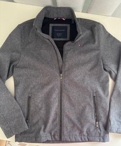 Men’s Tommy Hilfiger jacket. Grey size Small