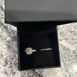 14 Karat White Gold Diamond Wedding Ring Set 