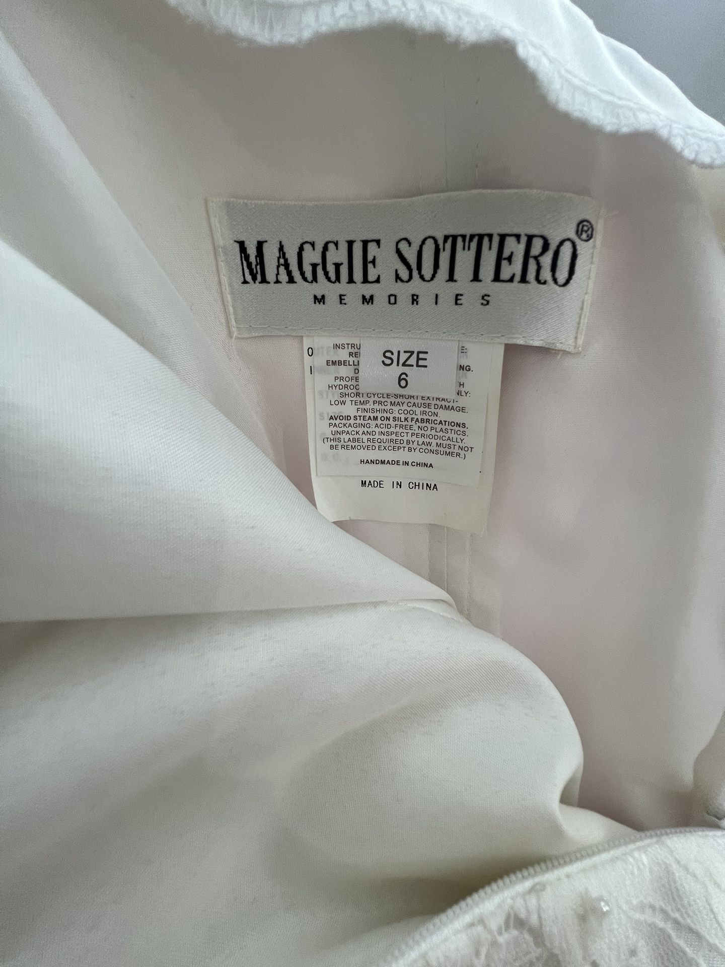 Maggie Sottero Wedding Dress