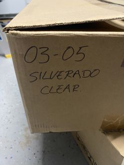 03-05 Silverado Clear headlights