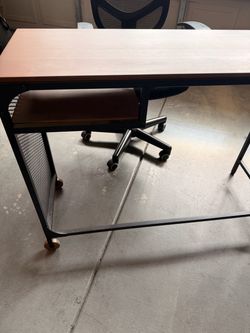 Desk & Chair