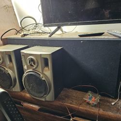 Free Old Speakers and Stereo Equipment 