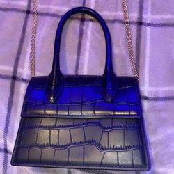 Black Purse With Gold Chain