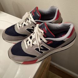 New Balance 597s Men’s 9 Great Shape $45