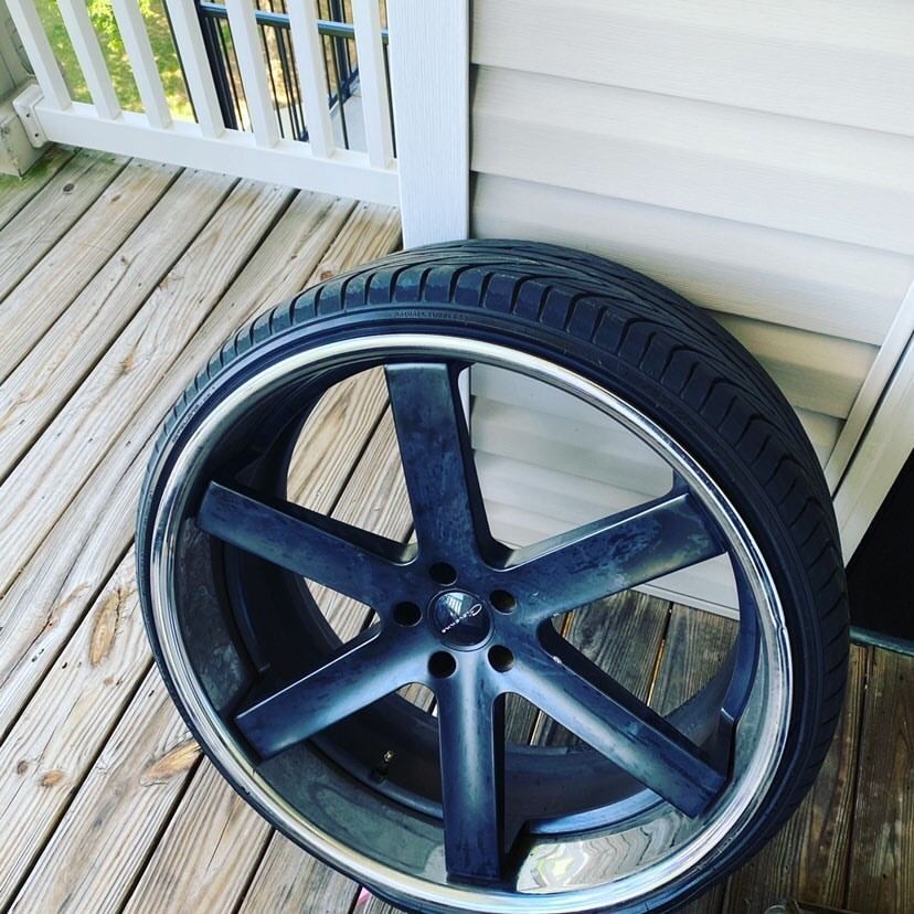 24 Inch rims 4sale