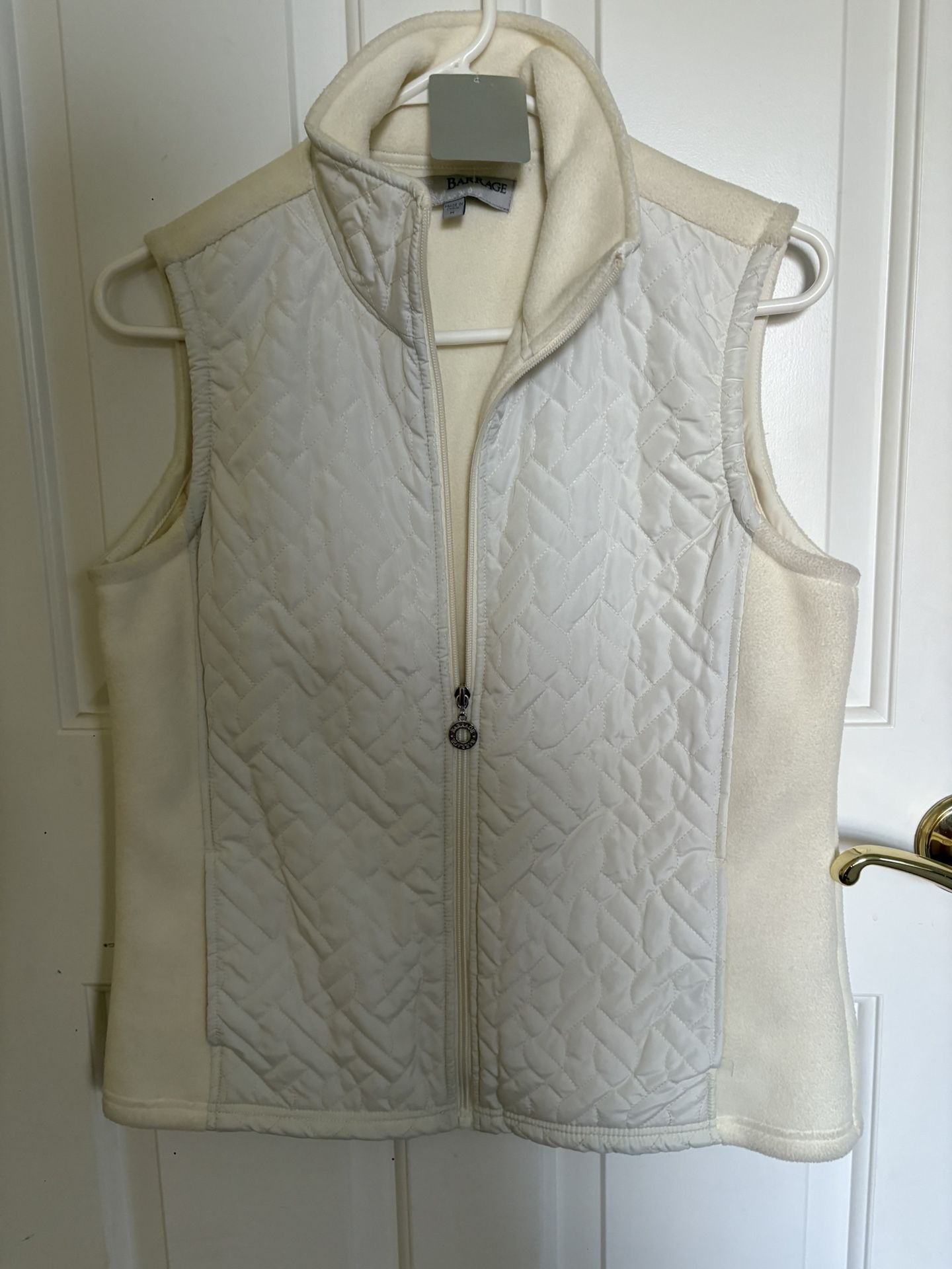 NEW! Fleece Vest Size M
