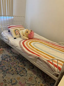 Ikea minen Bed