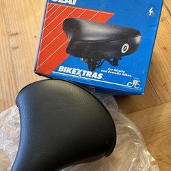 New Bikextras Deluxe Comfort Bicycle Seat. Asking $10