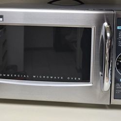 Commercial Microwave Oven 