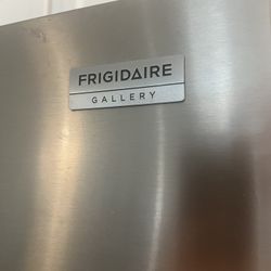 Frigidaire Refrigerator – Model GRFC2353AF2 – Works Great, French Doors.