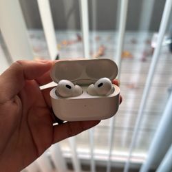 Apple AirPods Pro 2