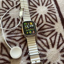 Apple Watch Ultra 2