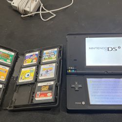 nintendo DS with 12 Games