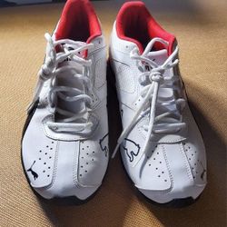 Mens Puma New Shoes Size 10 Comes With Box 