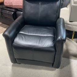 🟢 Leather Recliner Chair with USB Charging Ports 