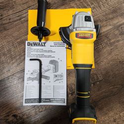 Grinder dewalt 20v  $110