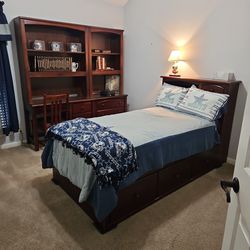 Twin Bedroom Set