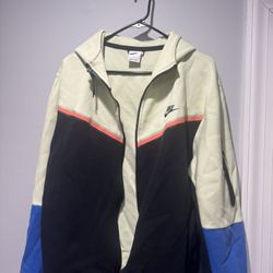 Nike Tech 
