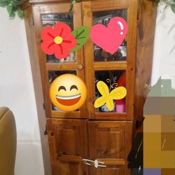 Wooded Corner Cabinet