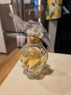 L'air Du Temps perfume