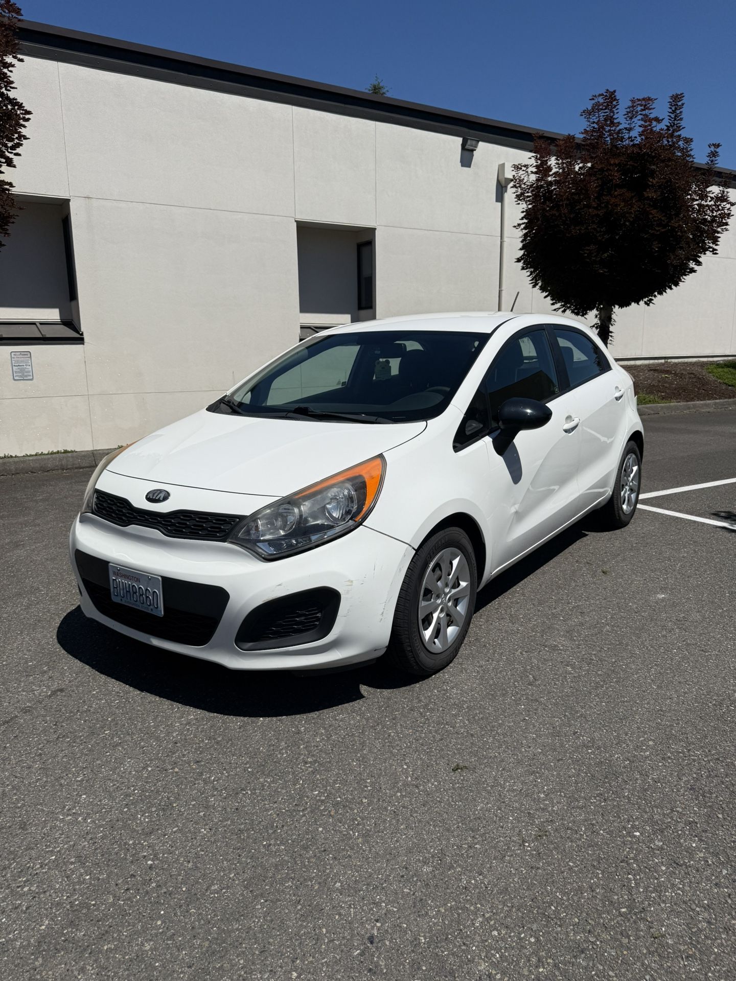 2013 KIA RIO 5-DOOR LX