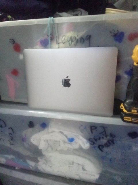 Laptop Apple Pro 