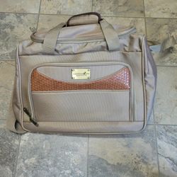 Caribbean Joe Luggage 16 Inch Weekender Gadget Tote Bag With Strap