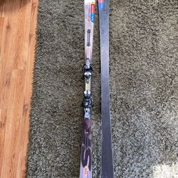 Salomon “streetracer 10” Skis W Bindings