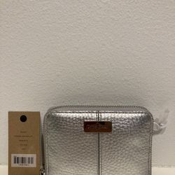 Cole Haan Medium Zip Wallet 