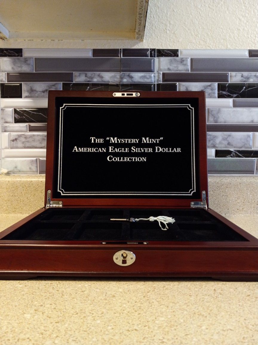 Locking Box With Key