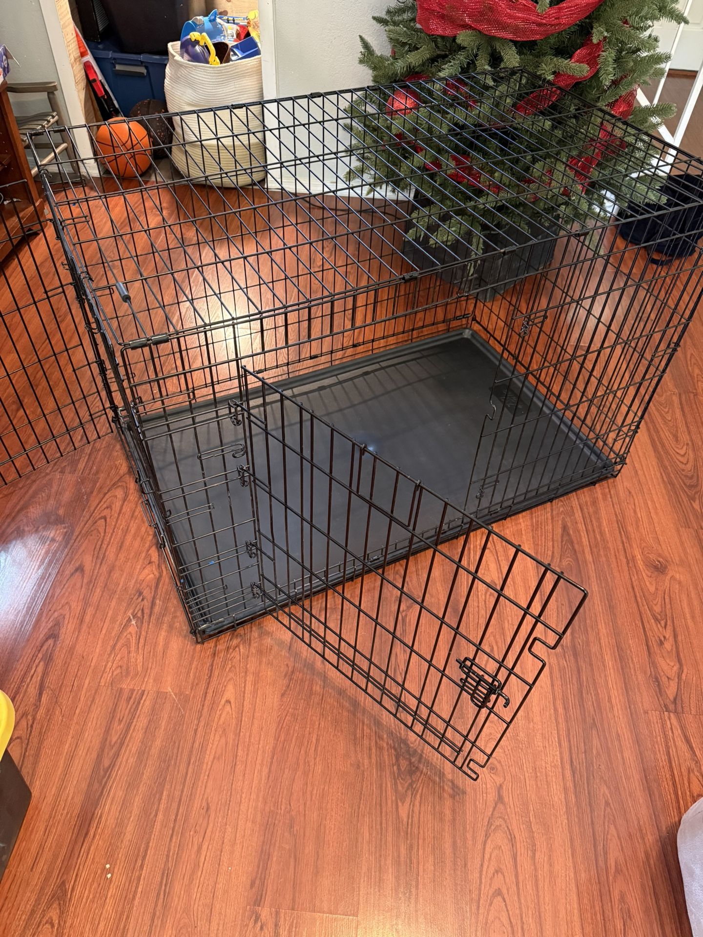 Used XXL Dog Crate and Mat