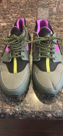 Nike  huarache river rock size 6.5 y