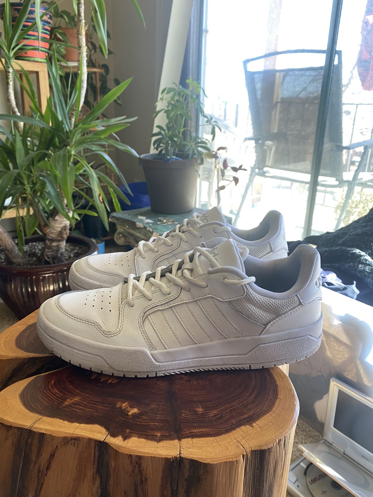 Men’s Adidas Entrap Size 10 In Great Shape!