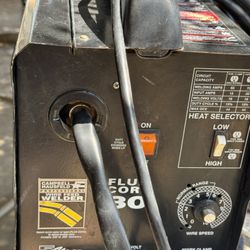 Campbell Hausfeld Professional Flux Core 800 WF2000 