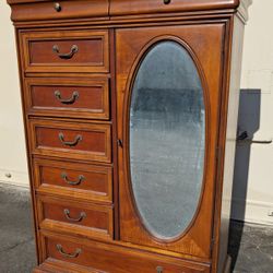 Lexington Jewelry Armoire / Lingerie Chest – Cherry Wood, Mirror Door