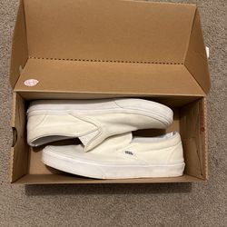 Vans True White