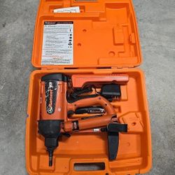 RAMSET T3 Fastening Tool Nailer Nail Gun with Case Charger And Battery