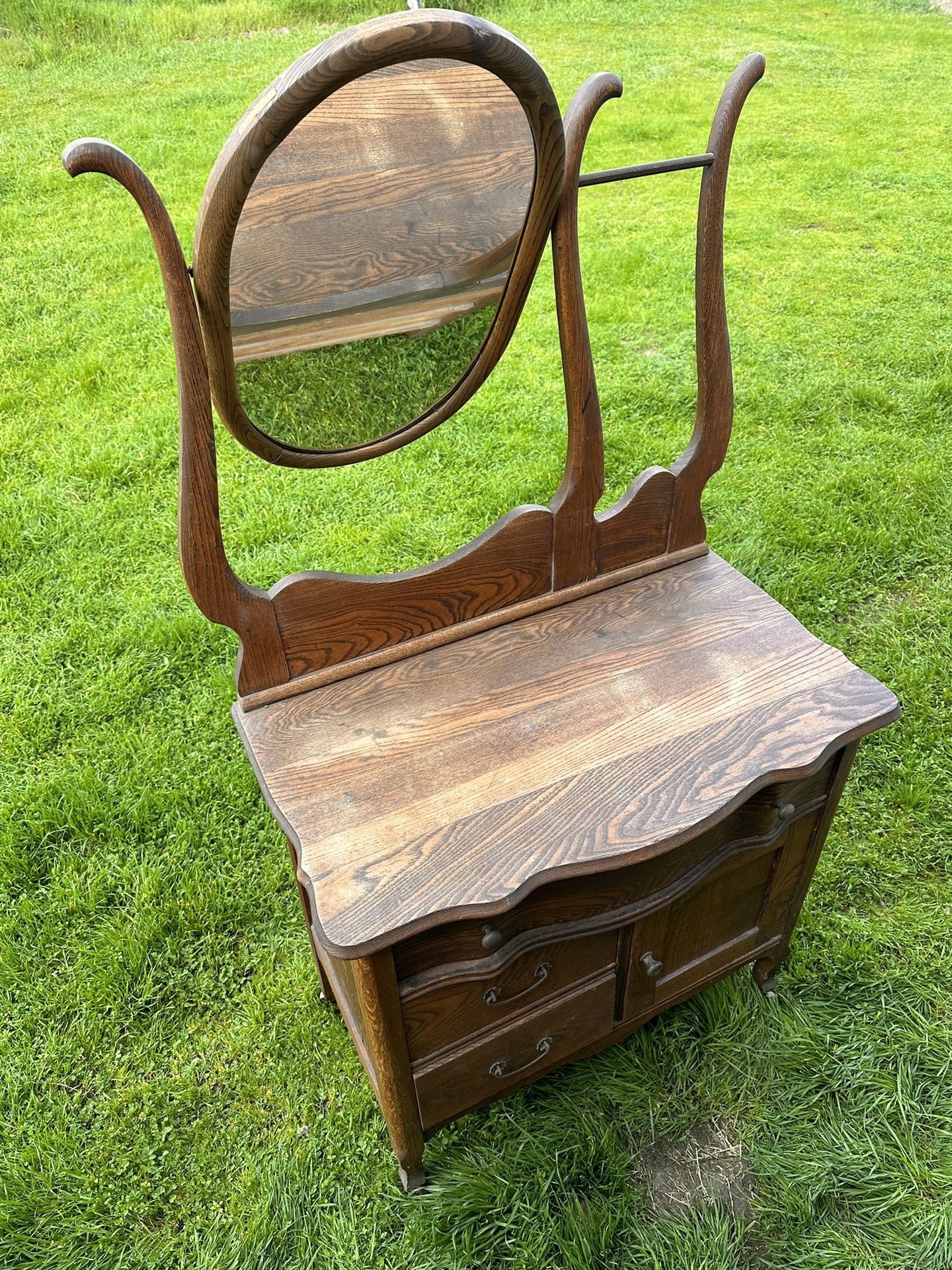 1920 s Early American Tiger Oak Antique Small Vanity Commode Table With Oval Mirror and side towel bar