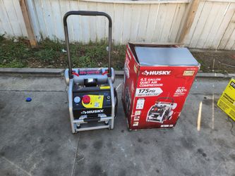 Shop Husky 4.5 Gal. 175 PSI Portable Electric Oil-Free Quiet Twin Stack Jobsite Air Compressor w/Rubber Wheels and 2-Quick Couplers