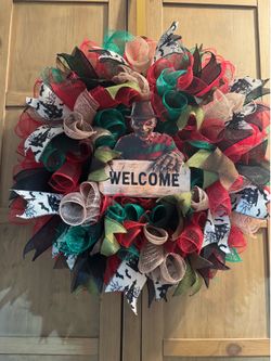 Halloween Freddy wreath 18”