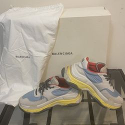 BALENCIAGA - AUTHENTIC WOMEN'S TRIPLE S SNEAKERS SIZE 8