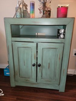 Distressed Style Decorative Accent Chest