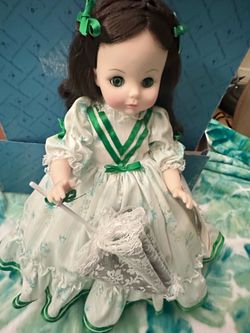 Vintage Madame Alexander 12” Scarlett Doll