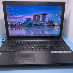 ..TOSHIBA SATÉLITE . .C55D-A….250 GB GB…..8.0 RAM . READY FOR CLASSES ON LINE OR WORK FROM HOME