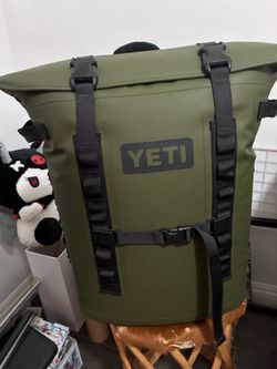 Yeti hopper cooler bag camp green
