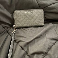 Michael Kors Wristlet