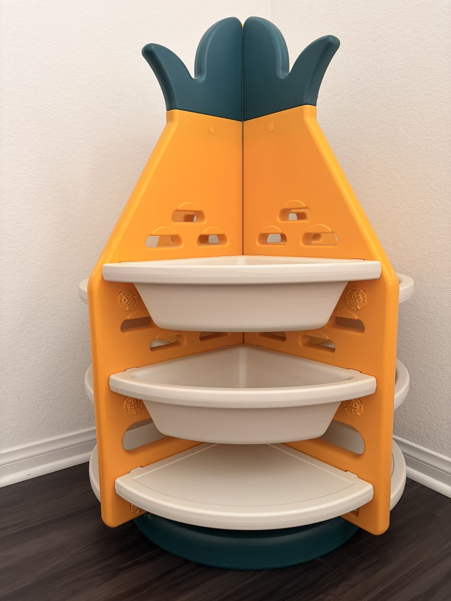Pineapple Toy Storage