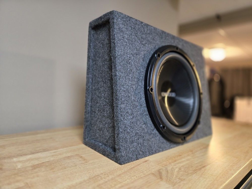 Brand NEW 12” kenwood subwoofer with Slim Sealed Enclosure