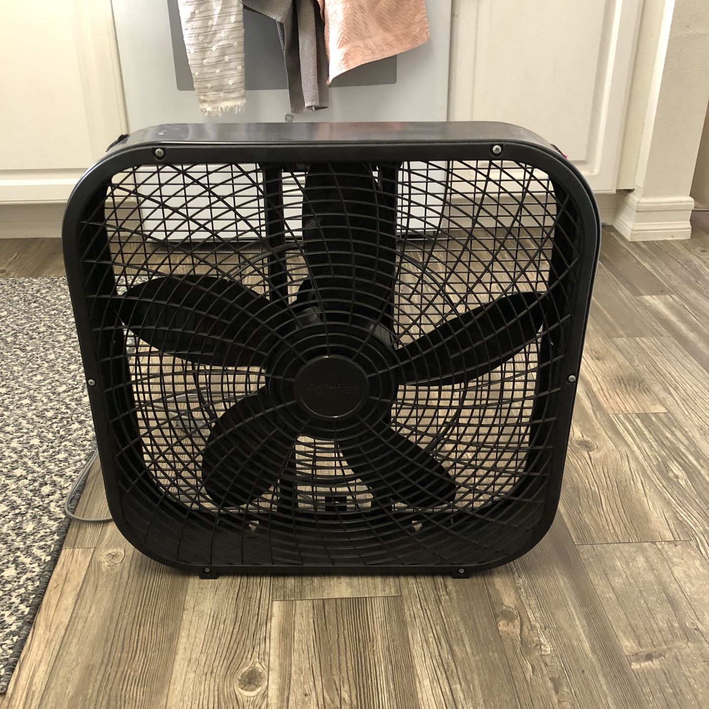 Holmes Box Fan for Sale in San Diego, CA - OfferUp