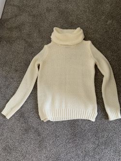 Women’s oversized sweater
